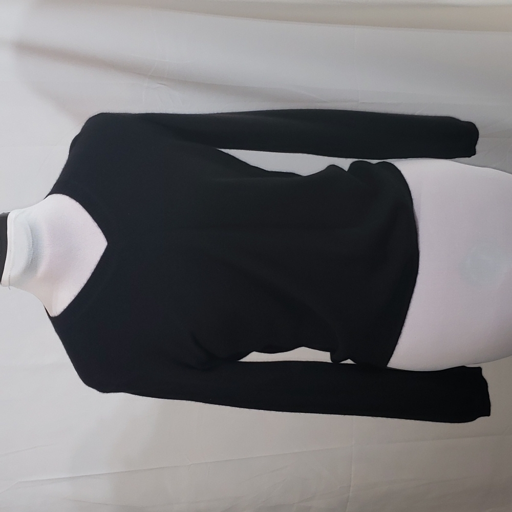 NWT Olivia & Grace Black Cashmere Sweater Medium